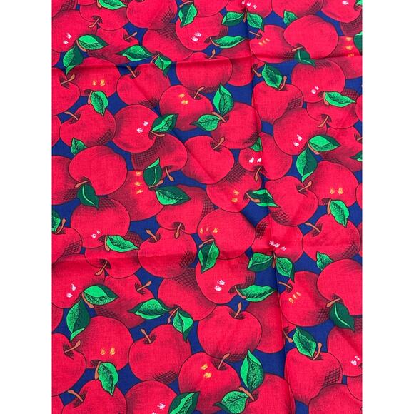 Red Apples, Fabric Panel, Springs Industries, Sewing, Bedding, ~ 250604-WH 682 - Picture 1 of 5